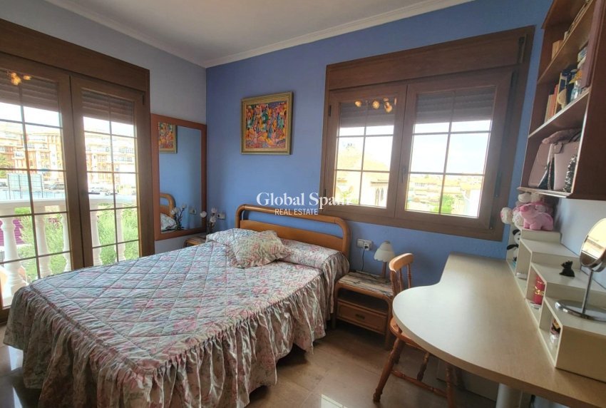 Resale - Independent villa -
TORREVIEJA - Aguas Nuevas