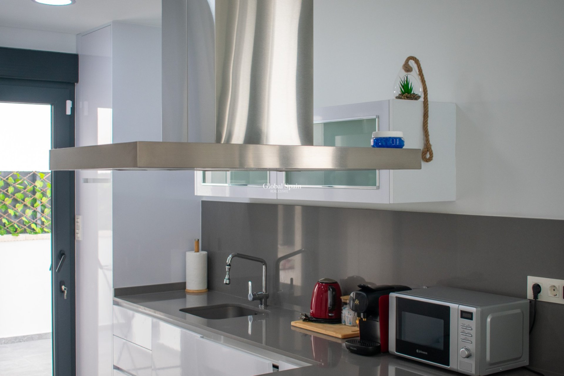 Resale - Independent villa -
TORREVIEJA - La Siesta - El Salado - Torreta