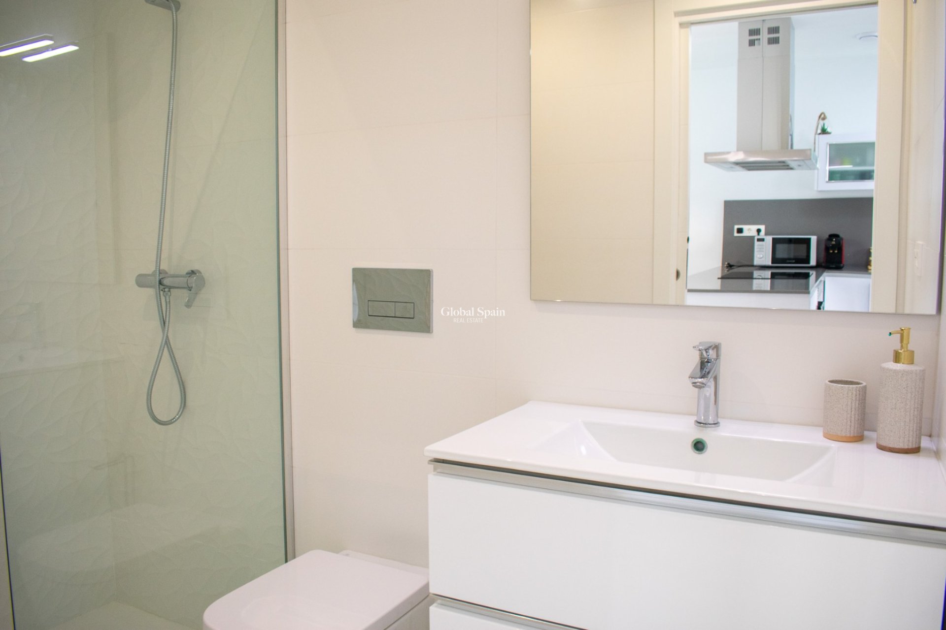 Resale - Independent villa -
TORREVIEJA - La Siesta - El Salado - Torreta