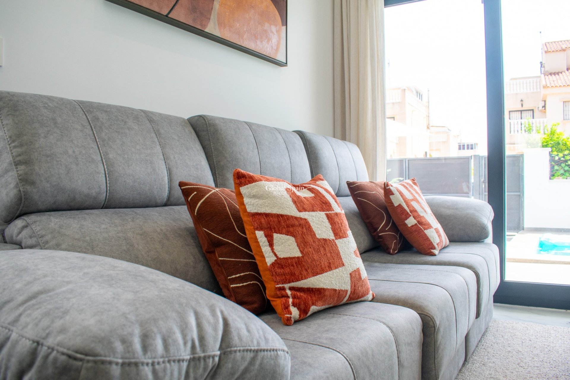 Resale - Independent villa -
TORREVIEJA - La Siesta - El Salado - Torreta