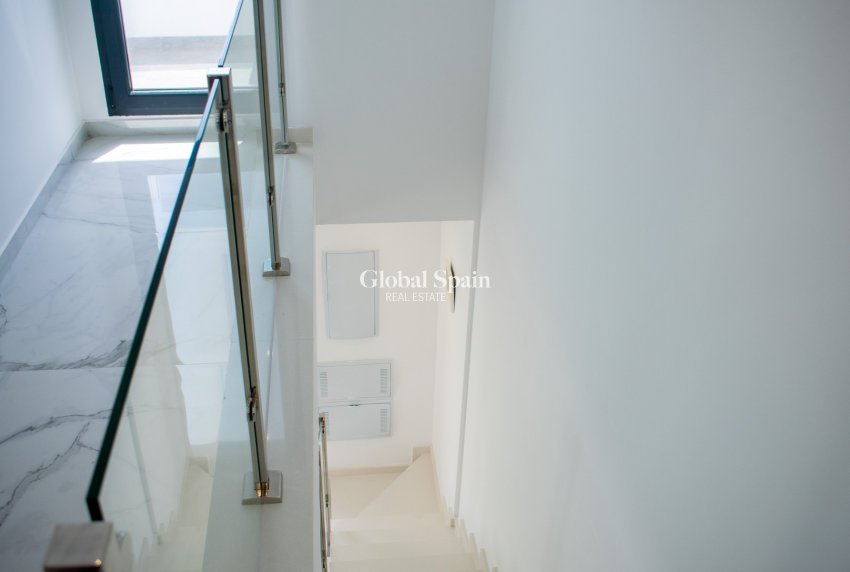 Resale - Independent villa -
TORREVIEJA - La Siesta - El Salado - Torreta