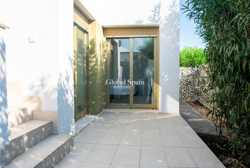 Resale - Independent villa -
VISTABELLA GOLF