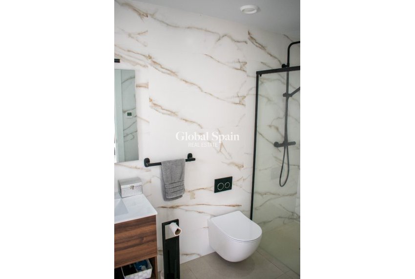 Resale - Independent villa -
VISTABELLA GOLF