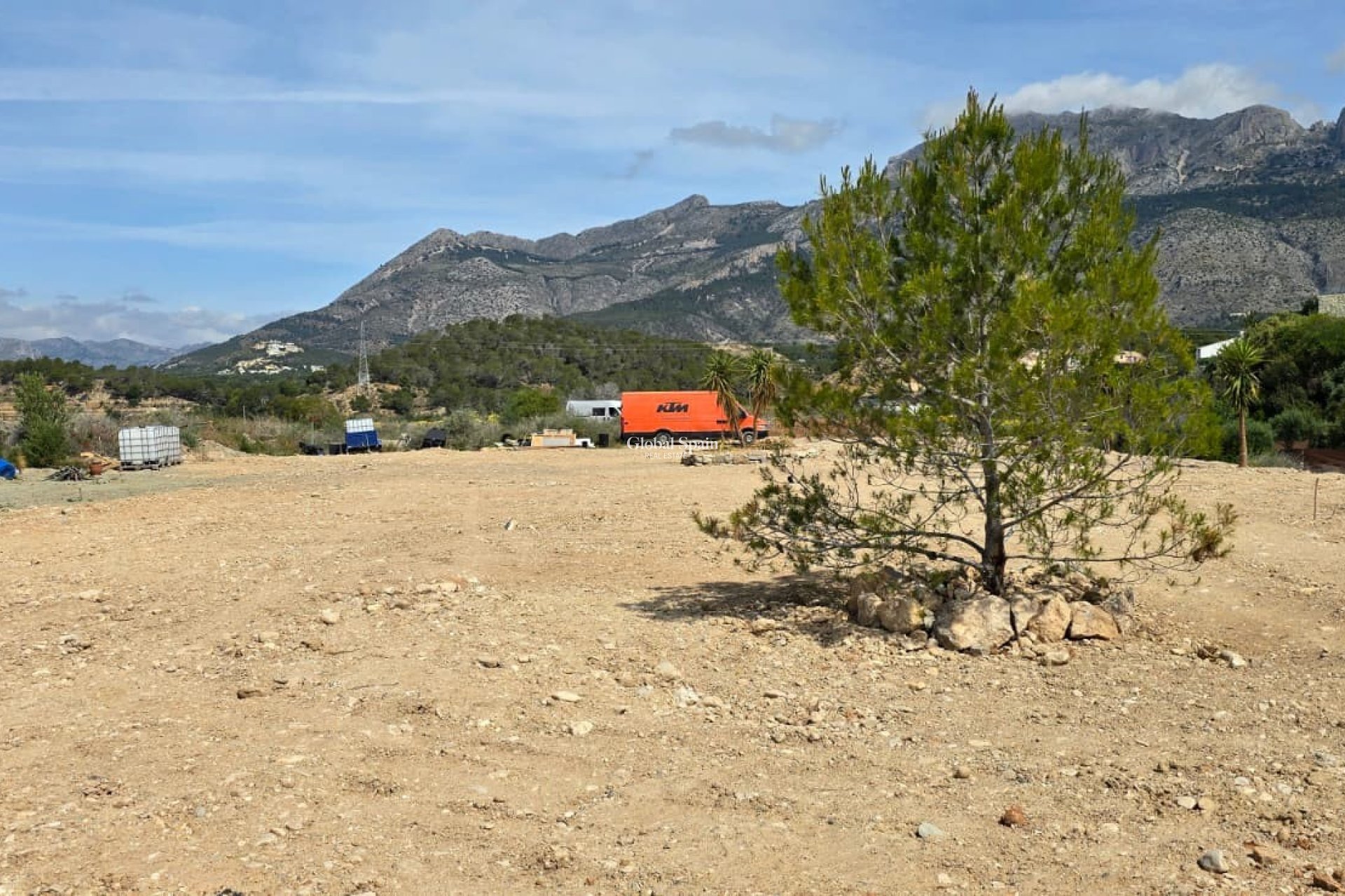 Resale - LAND -
ALTEA
