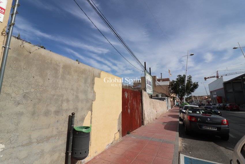 Resale - Land -
Benijofar - Benijofar - Village