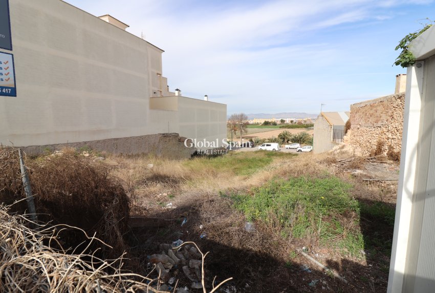 Resale - Land -
Benijofar - Benijofar - Village