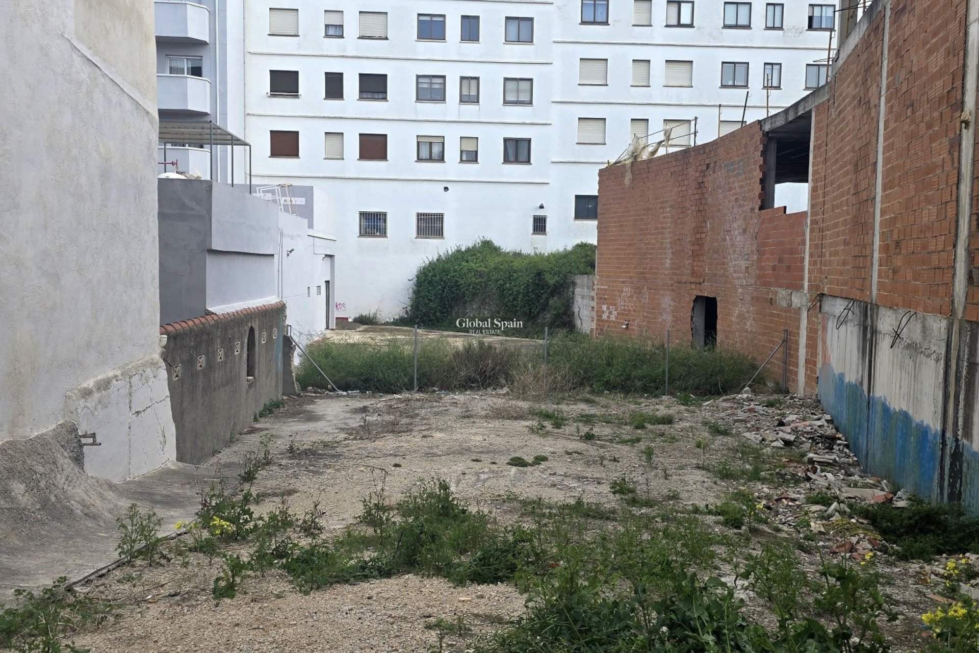 Resale - LAND -
BENISSA - Benissa