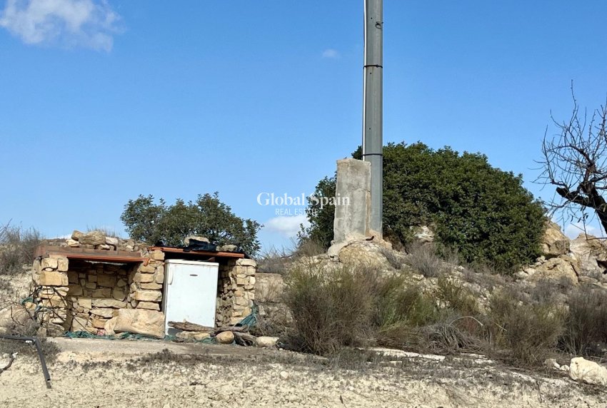 Resale - LAND -
Bullas - Costa Calida