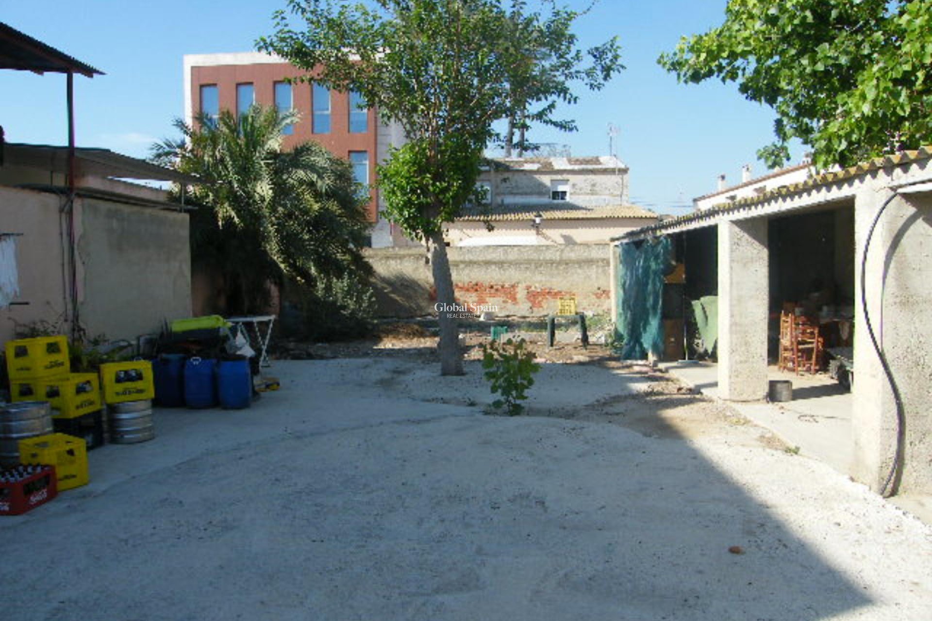 Resale - LAND -
DAYA VIEJA - Costa Blanca