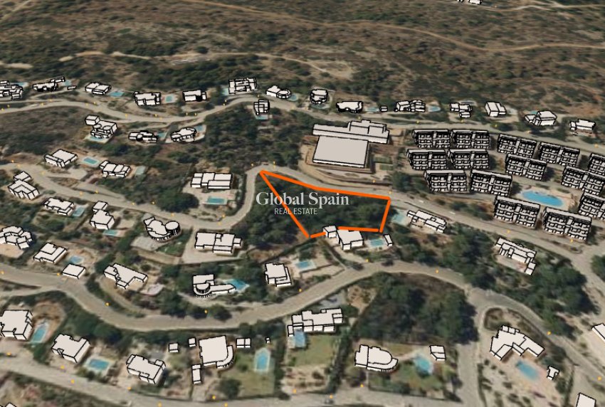 Resale - LAND -
DENIA - Inland