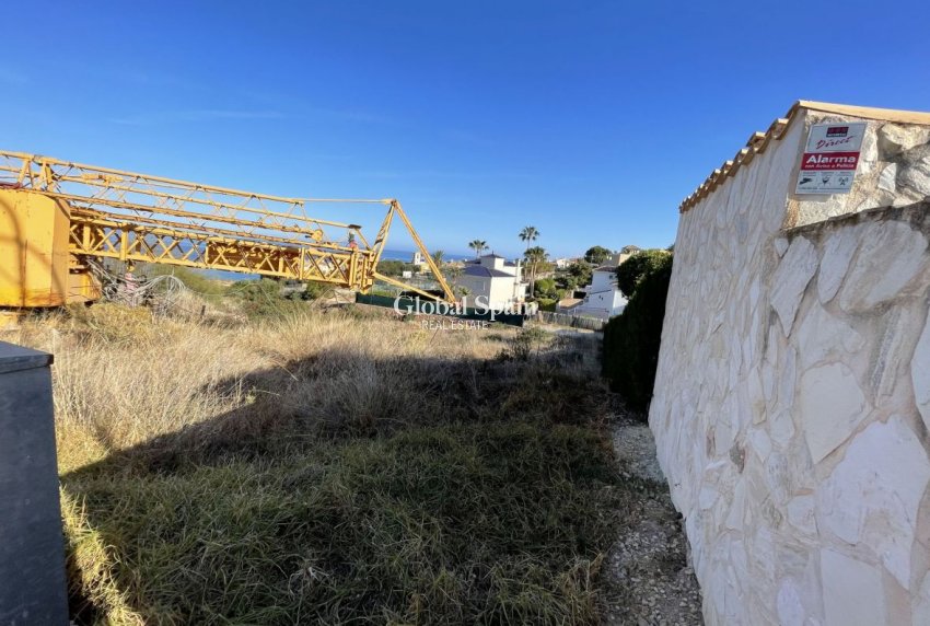 Resale - LAND -
EL CAMPELLO - Costa Blanca