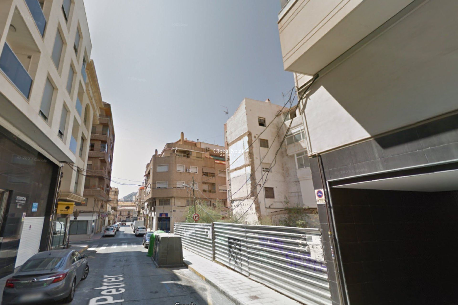 Resale - LAND -
ELDA - Inland