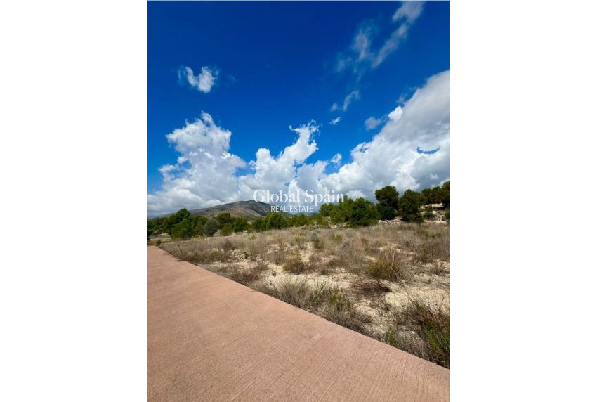 Resale - LAND -
FINESTRAT - Costa Blanca