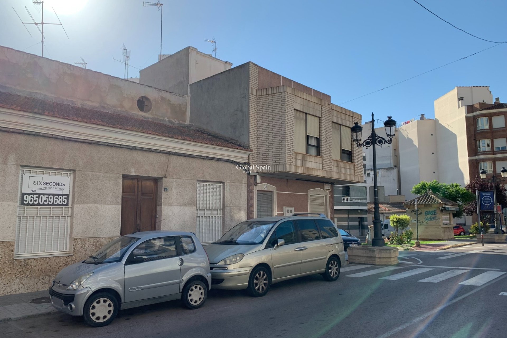 Resale - Land -
GUARDAMAR DEL SEGURA - Guardamar pueblo