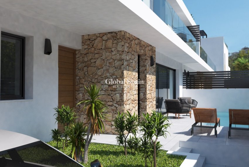 Resale - LAND -
LOS MONTESINOS - Costa Blanca