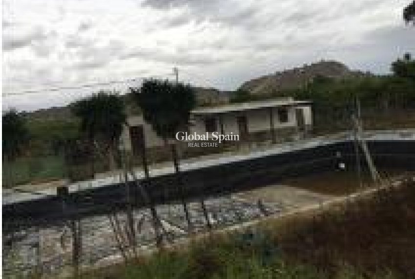 Resale - LAND -
ORIHUELA - Desamparados-hurchillo-torremendo