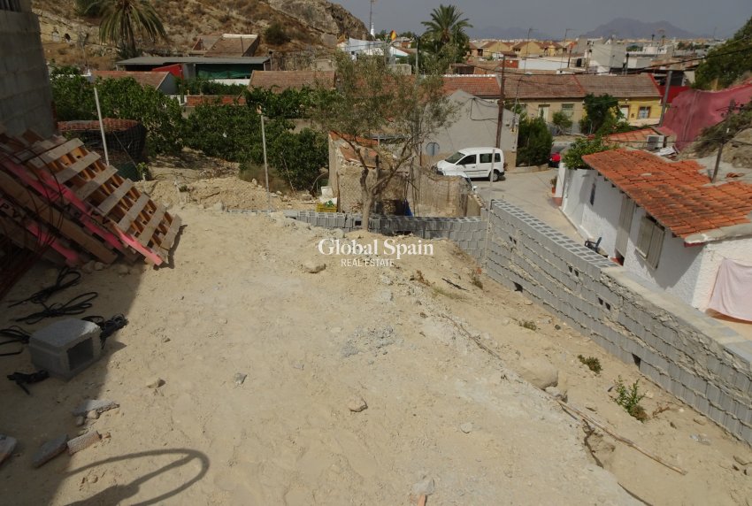 Resale - Land -
Rojales - Rojales - Village