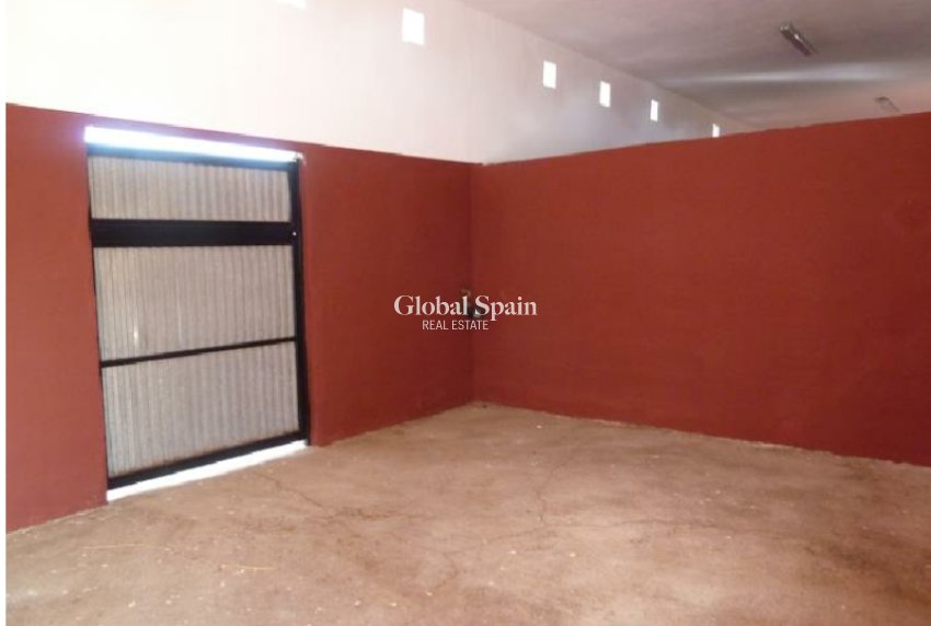 Resale - LAND -
SAN MIGUEL DE SALINAS - Inland
