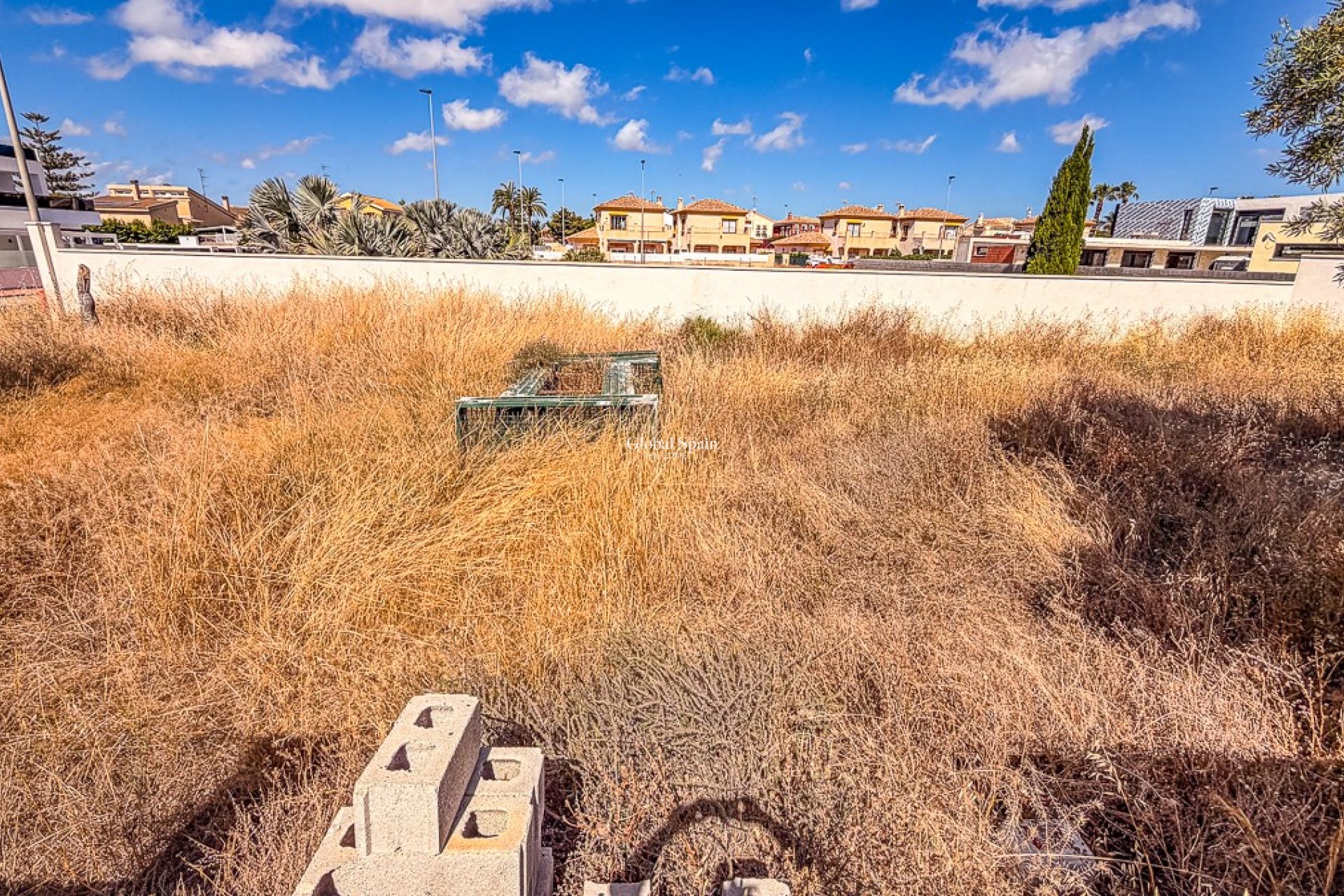 Resale - LAND -
SANTIAGO DE LA RIBERA - zona san blas