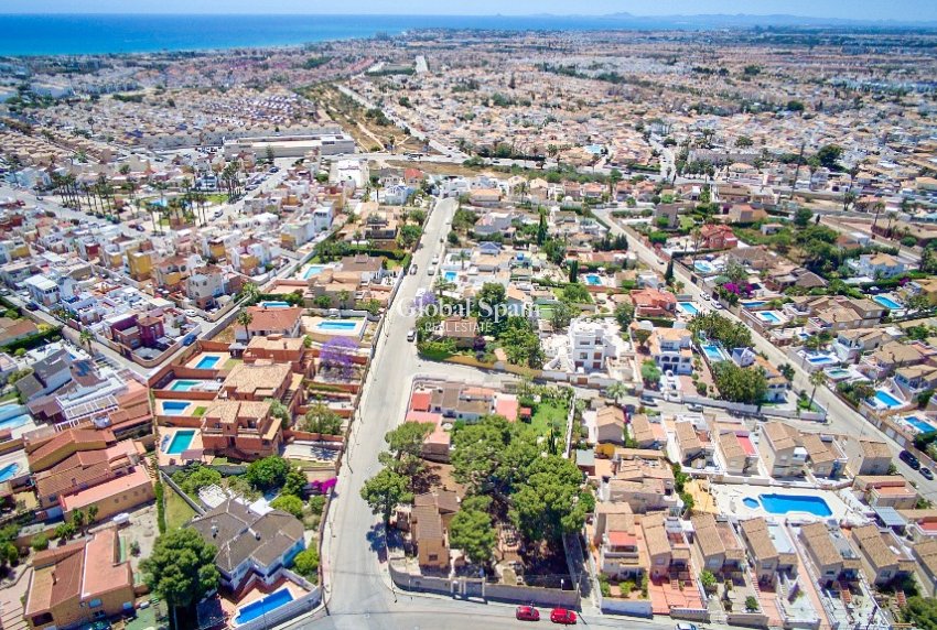 Resale - Land -
TORREVIEJA - LOS BALCONES - LOS ALTOS