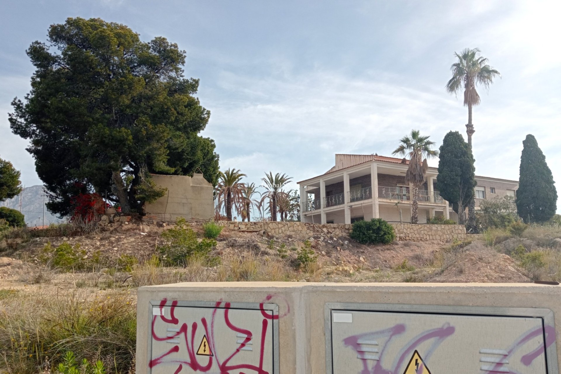 Resale - LAND -
VILLAJOYOSA - Villajoyosa