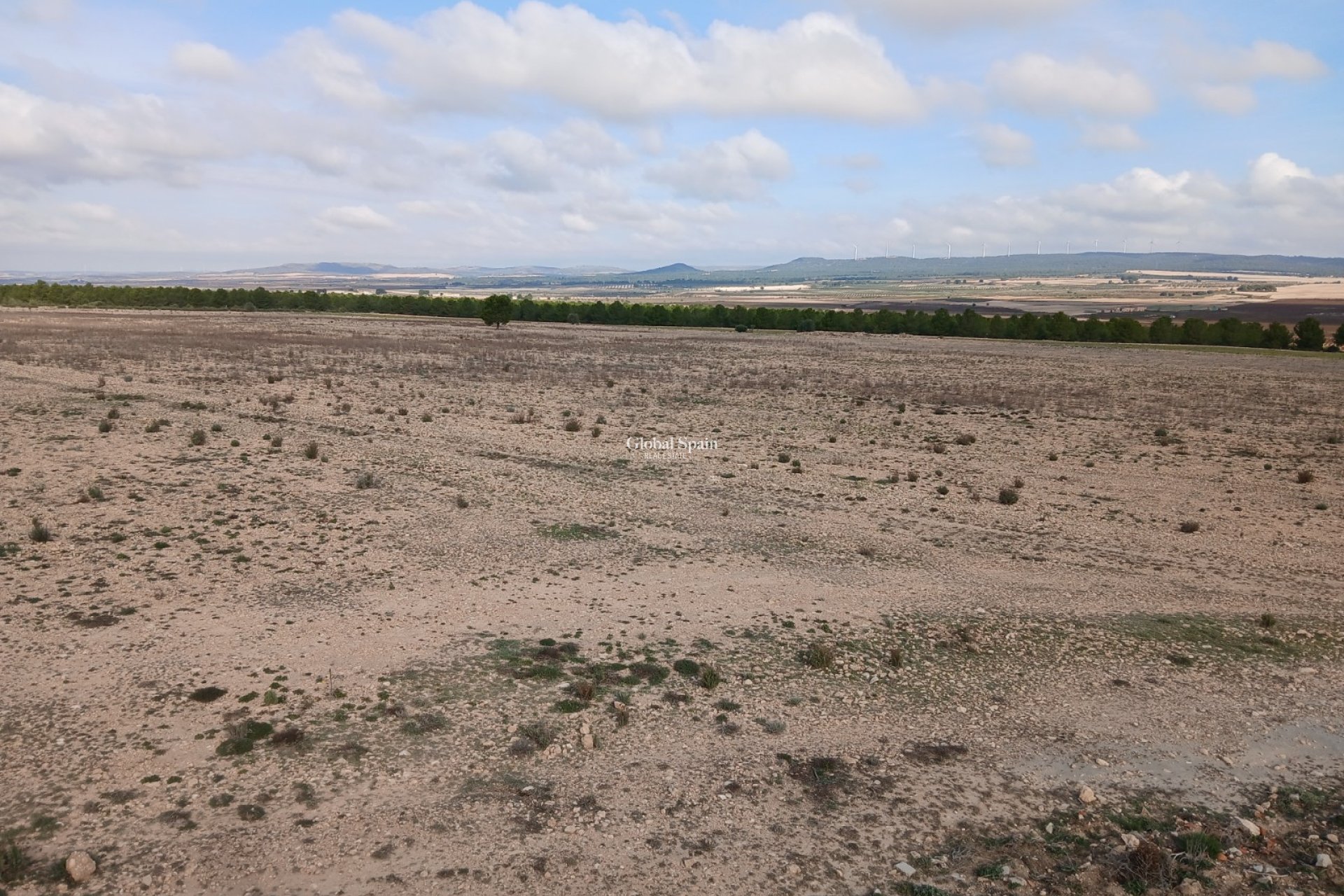 Resale - LAND -
YECLA - Inland