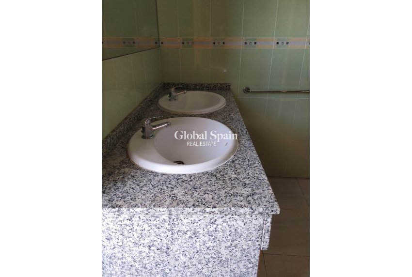 Resale - Local -
Bellreguard - Playa