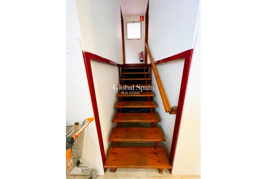 Resale - Local -
DENIA - Center