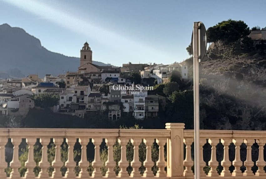 Resale - Local -
La Nucía - La nucia