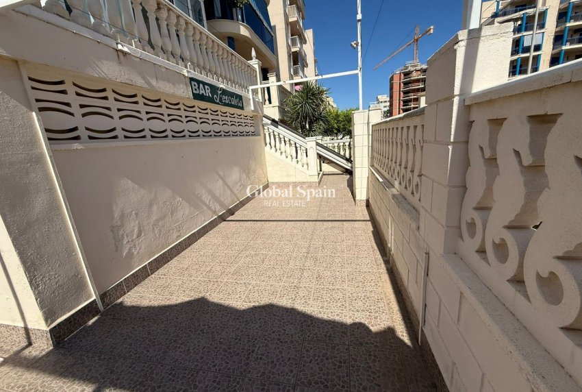 Resale - Local -
Piles - Playa