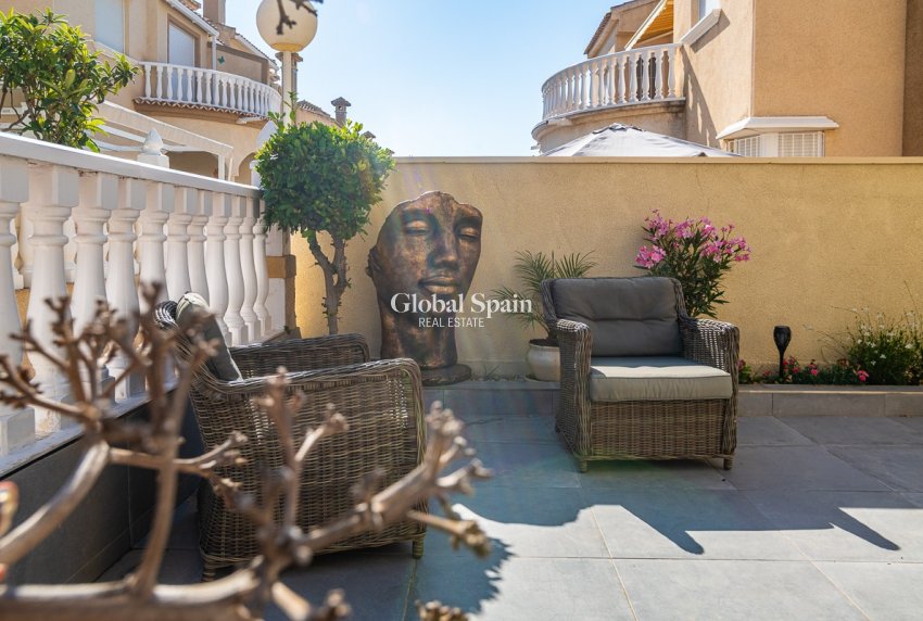 Resale -  -
ORIHUELA COSTA - La Florida