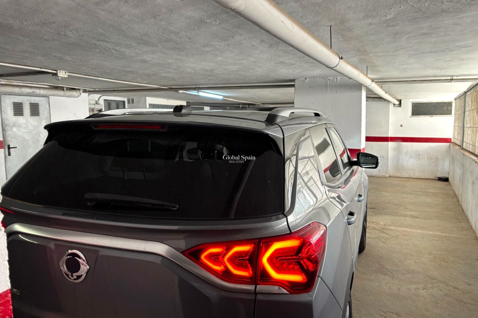 Resale - PARKING SPACE / GARAGE -
BENIDORM - Centro