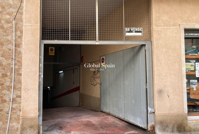 Resale - Parking Space / Garage -
TORREVIEJA - Nueva Torrevieja