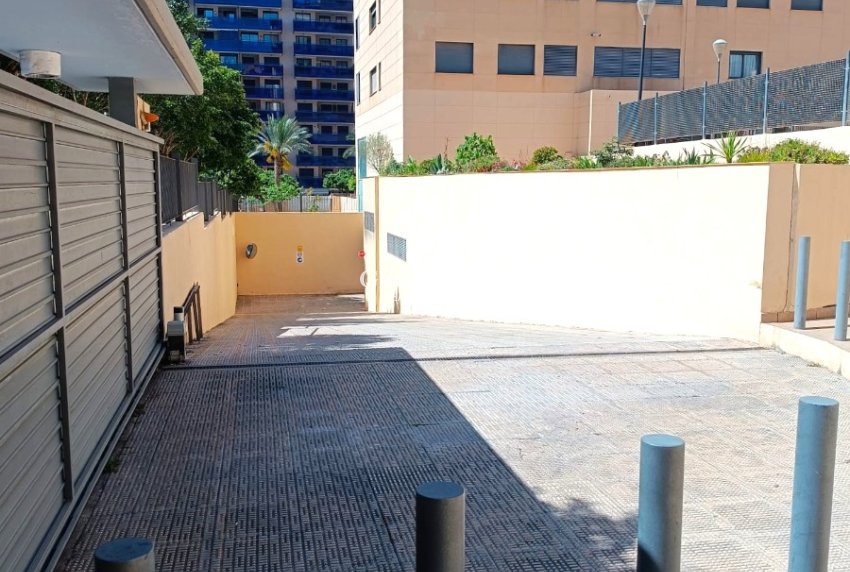 Resale - PARKING SPACE / GARAGE -
VILLAJOYOSA - Cala de Villajoyosa