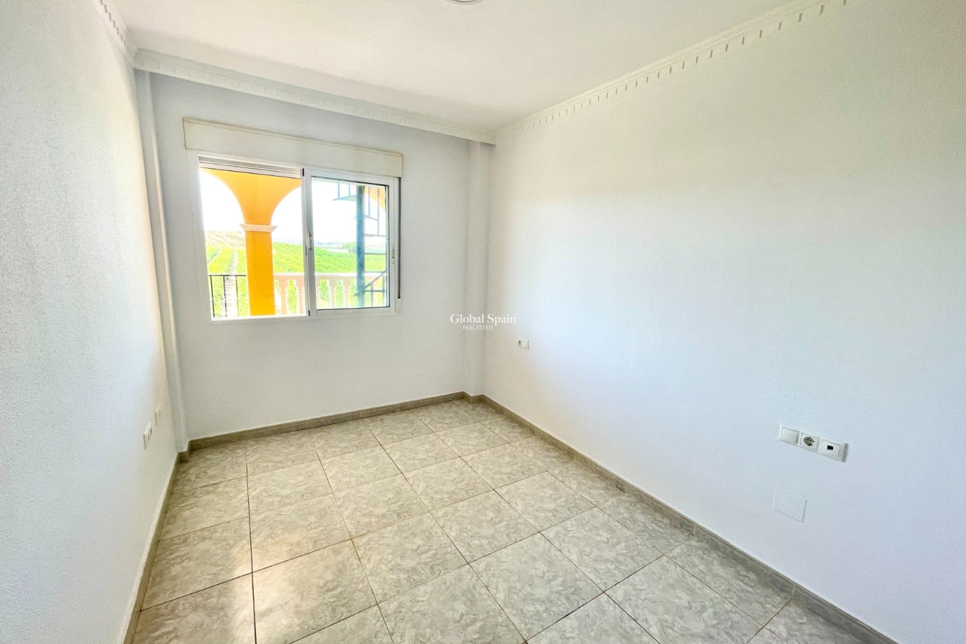 Resale - PENTHOUSE -
ALGORFA - Inland