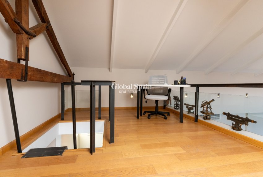 Resale - PENTHOUSE -
ALICANTE - Costa Blanca