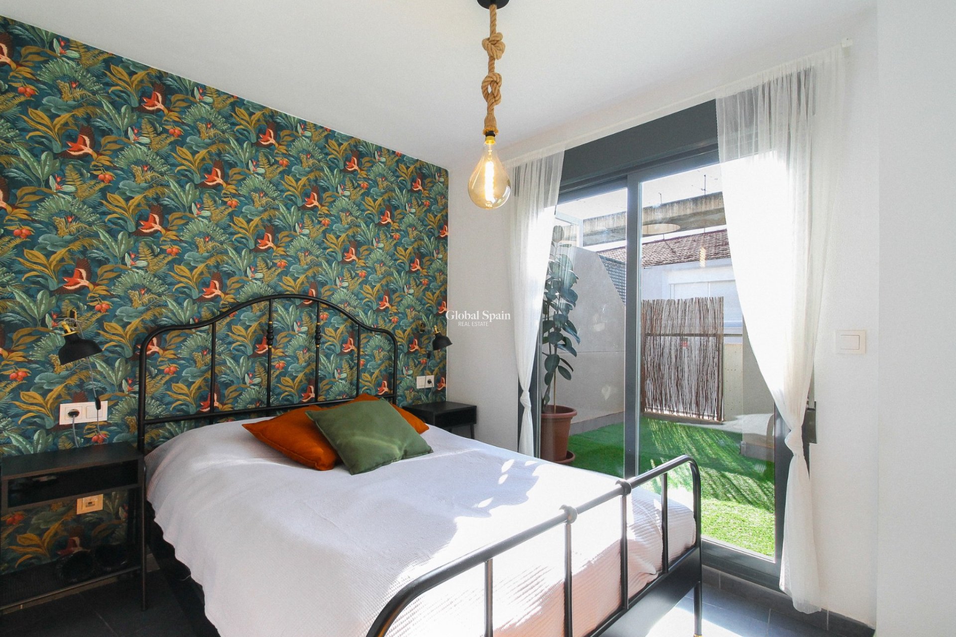 Resale - PENTHOUSE -
ALICANTE - Costa Blanca