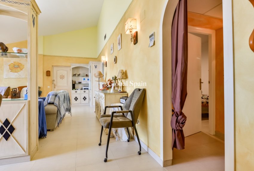 Resale - PENTHOUSE -
ALTEA - Pueblo Mascarat