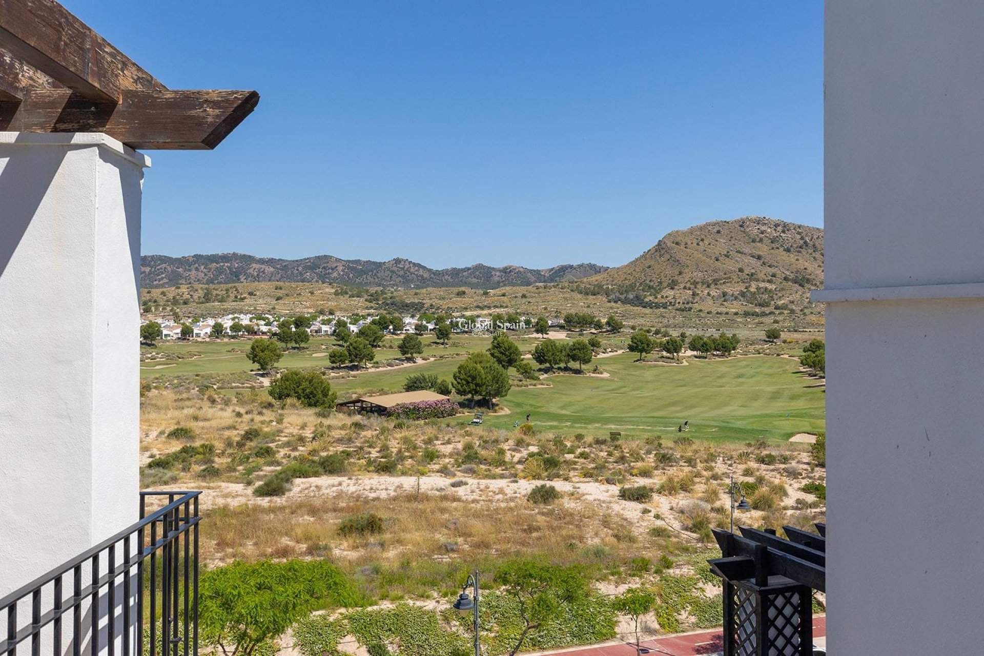 Resale - PENTHOUSE -
BAÑOS Y MENDIGO - El Valle Golf Resort
