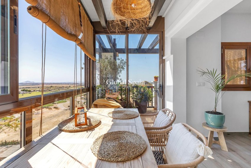 Resale - PENTHOUSE -
BAÑOS Y MENDIGO - El Valle Golf Resort