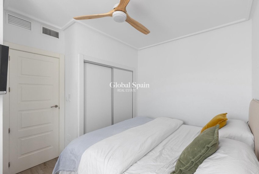 Resale - PENTHOUSE -
BAÑOS Y MENDIGO - El Valle Golf Resort