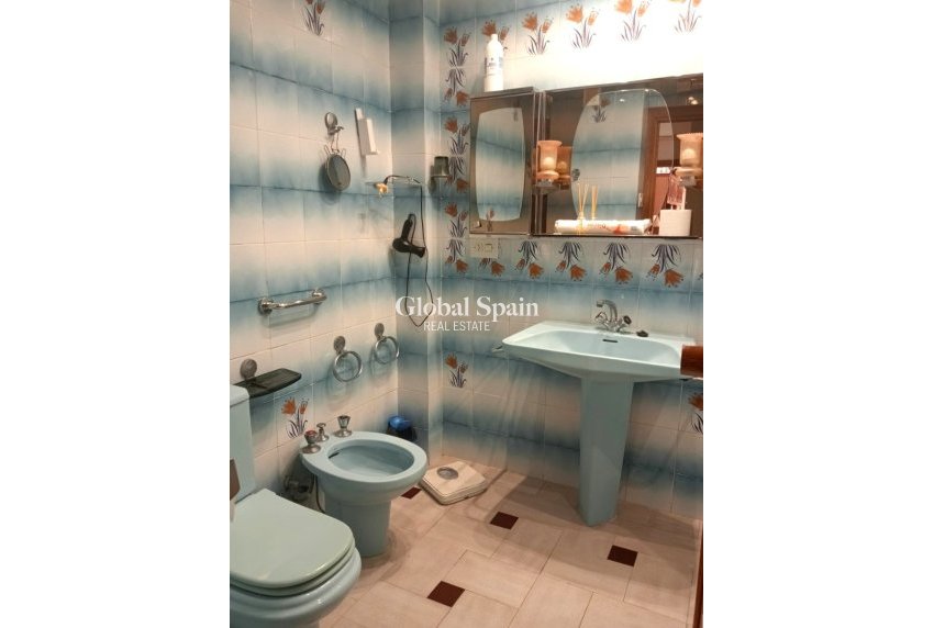 Resale - Penthouse -
Benidorm - Centro