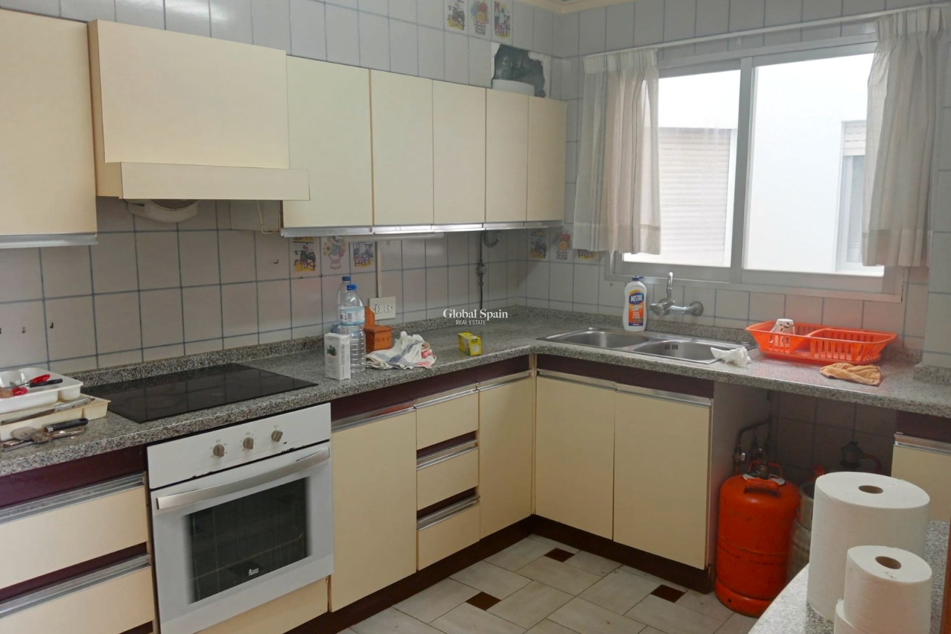 Resale - PENTHOUSE -
BENIDORM - Centro