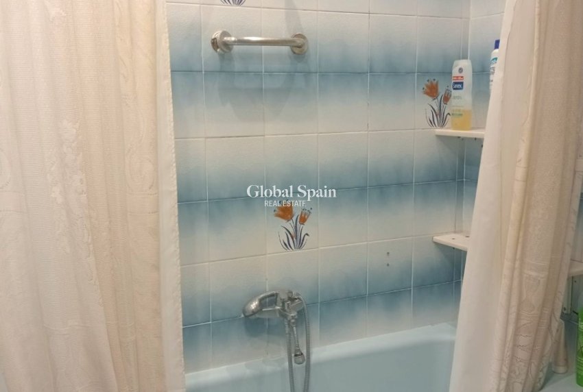 Resale - PENTHOUSE -
BENIDORM - Centro