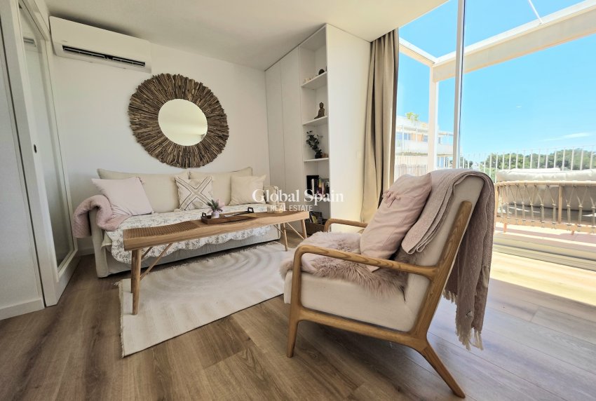Resale - PENTHOUSE -
Cala d'or - optional location detail