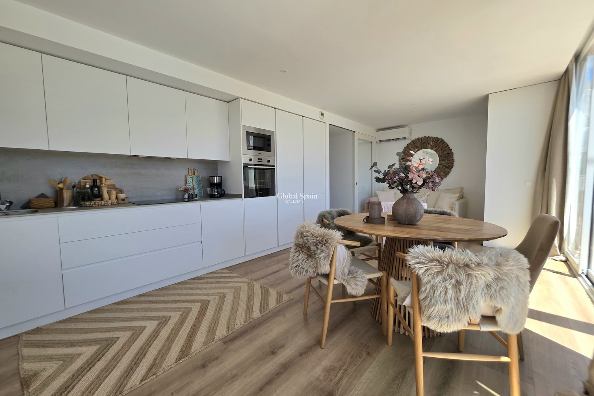 Resale - PENTHOUSE -
Cala d'or - optional location detail