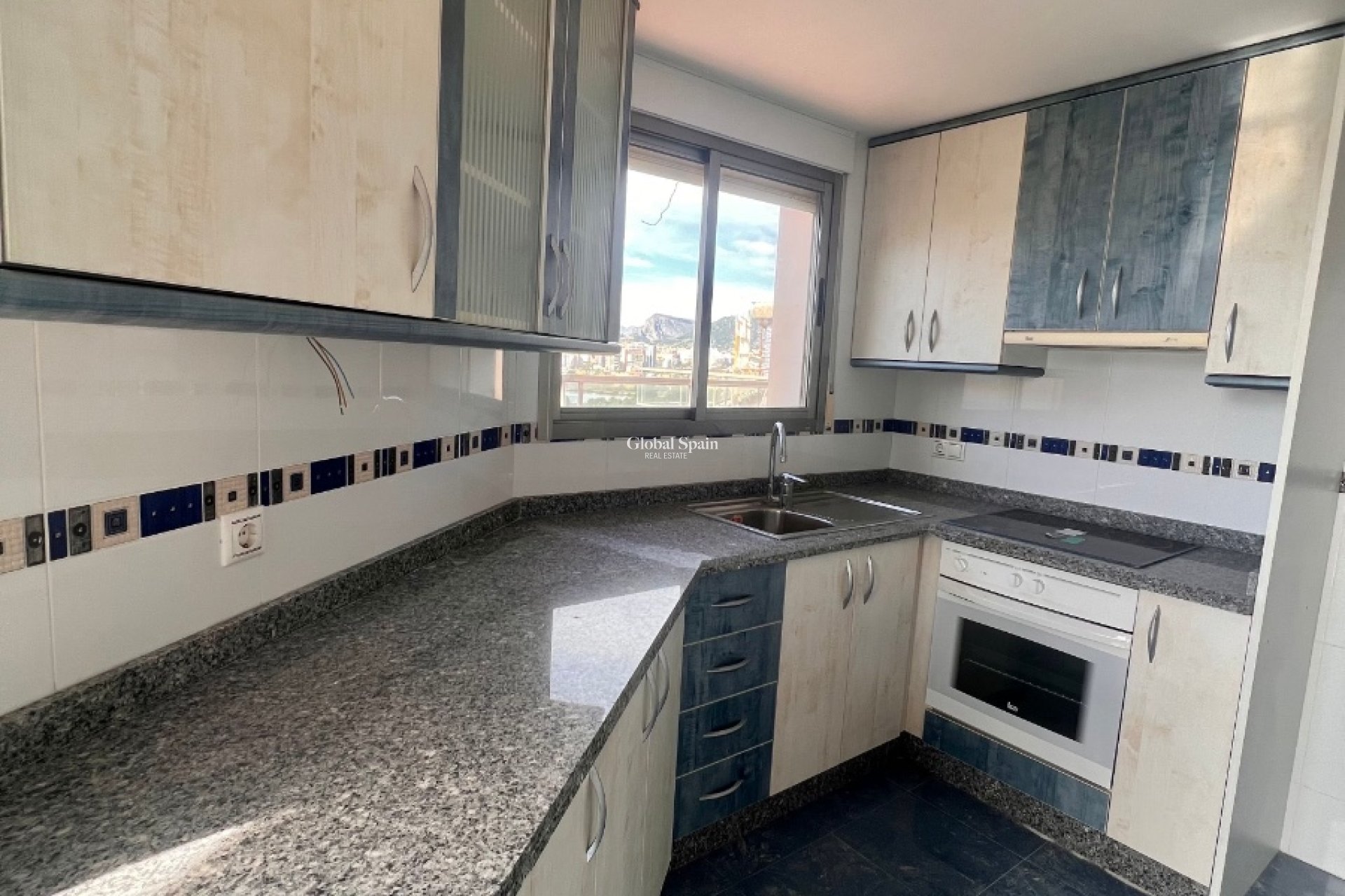 Resale - PENTHOUSE -
CALPE - Zona Levante - Playa Fossa
