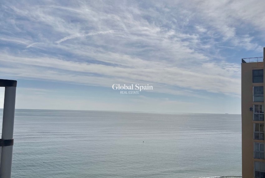 Resale - PENTHOUSE -
CALPE - Zona Levante - Playa Fossa