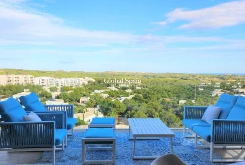 Resale - PENTHOUSE -
CAMPOAMOR - Costa Blanca