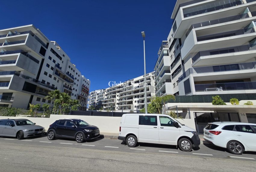 Resale - PENTHOUSE -
CAMPOAMOR - DEHESA DE CAMPOAMOR